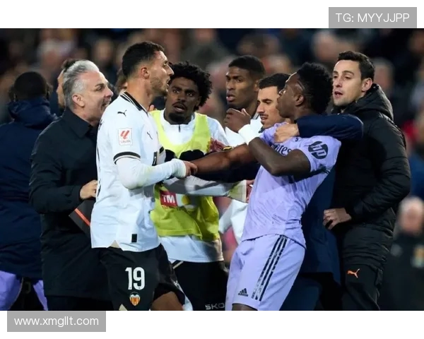 皇马主场激战瓦伦西亚巅峰对决再现西甲豪门荣耀争锋时刻