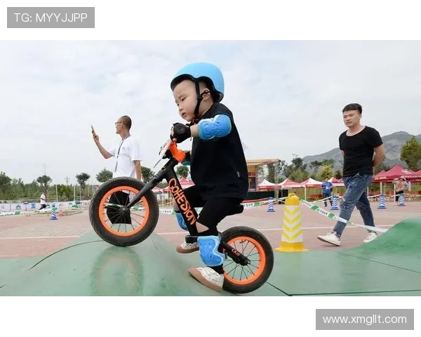 北京极限运动队在世界街舞大赛中的拼搏历程与荣耀时刻揭秘 北京极限运动队在世界街舞大赛中的拼搏历程与荣耀时刻揭秘