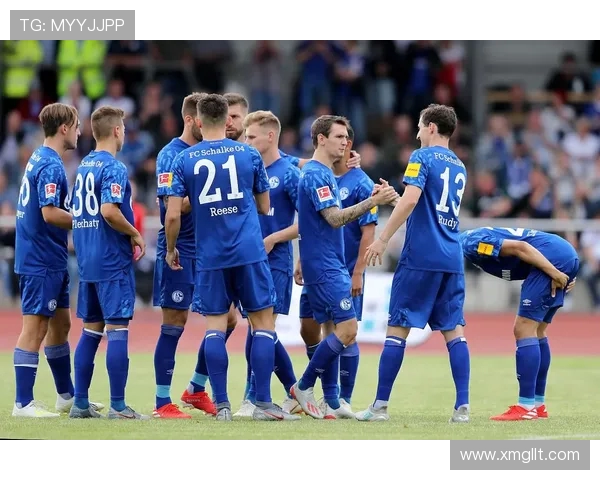 布鲁日与沙尔克04激战正酣谁能在欧战中笑到最后 布鲁日与沙尔克04激战正酣谁能在欧战中笑到最后